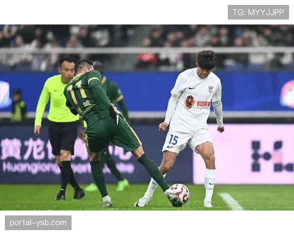 大连英博3-0完胜浙江队，主场优势发挥明显